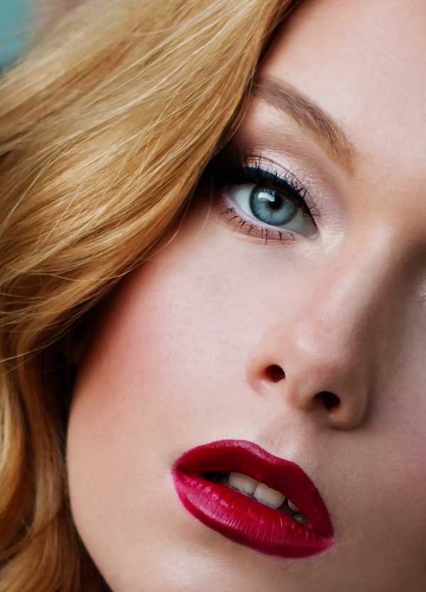 After eye makeup glitter look